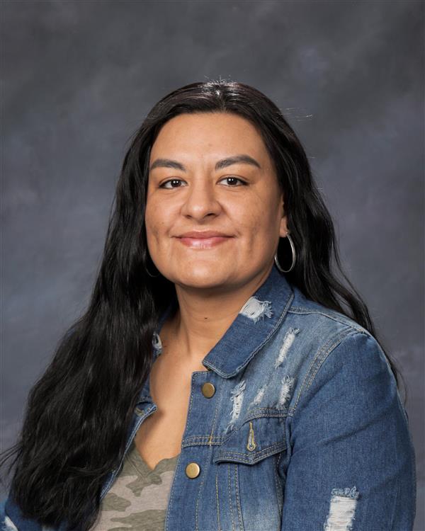 Cynthia Tovar headshot
